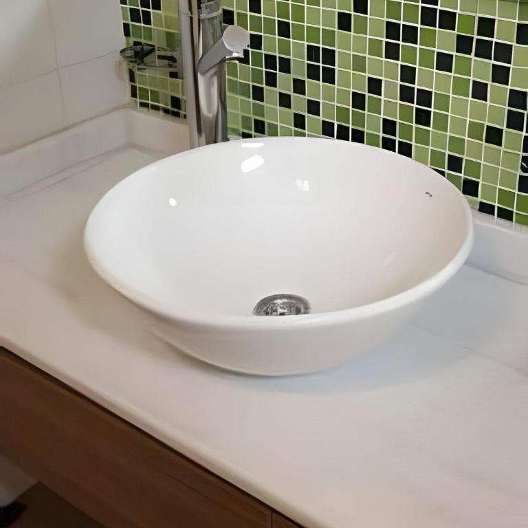 Excelente edificio en Palermo con piscina climatizada abierta de sept a abril - Apartamento con balcón - 14