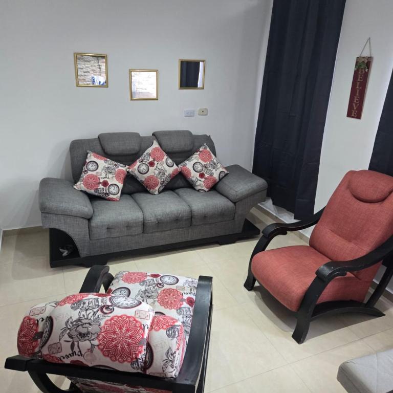 Luxury five - Two-Bedroom Apartment - 4