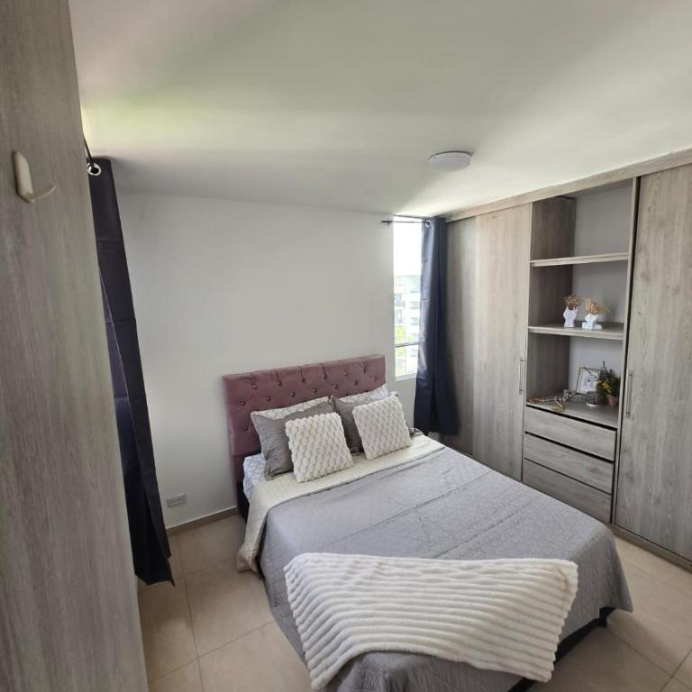 Luxury five - Two-Bedroom Apartment - 1