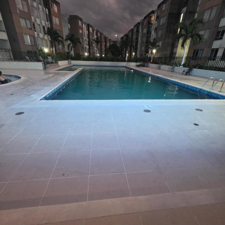 Luxury five - Two-Bedroom Apartment - 8