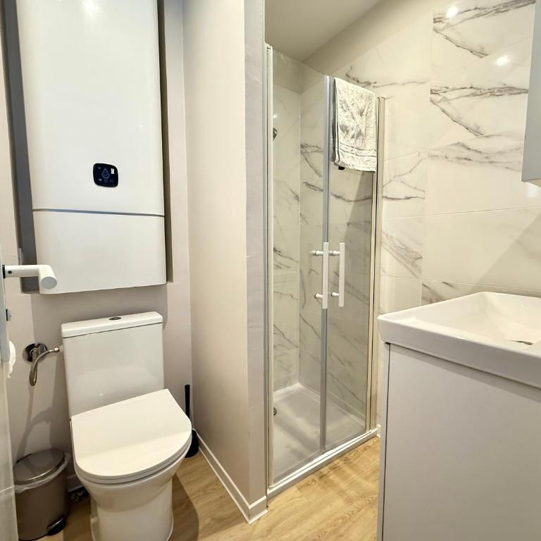 50m Plage - T2 Climatisés, Studio & Wifi - Appartement 1 Chambre - 21