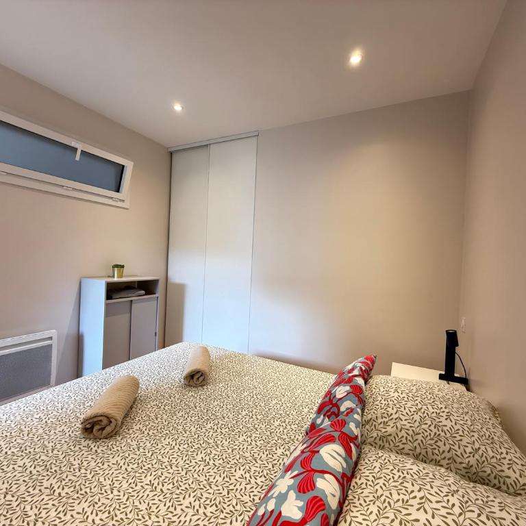 50m Plage - T2 Climatisés, Studio & Wifi - Appartement 1 Chambre - 16
