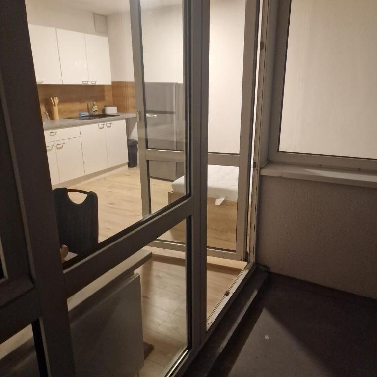 40 m2 Appartement Nürnberg Ost mit Balkon 8 Min by car to Expo Modern Stay Highspeed WLAN Quiet and Green - Apartment mit 1 Schlafzimmer - 15