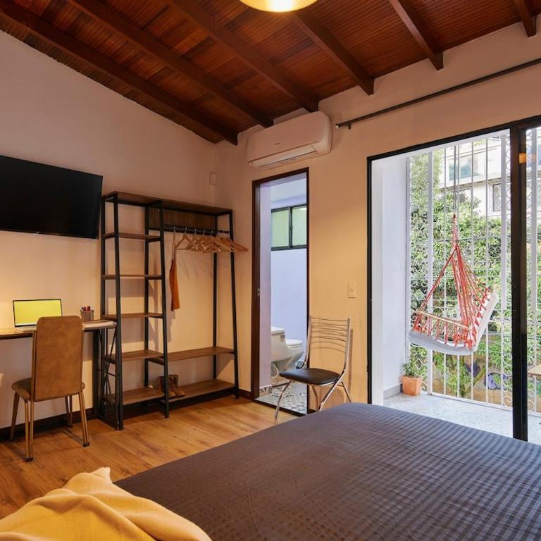 El Poblado Medellin Luxury 5BR Jacuzzi AC - Apartment - 30