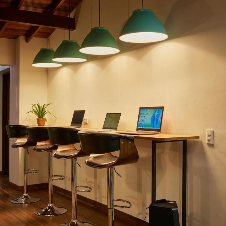 El Poblado Medellin Luxury 5BR Jacuzzi AC - Apartment - 31