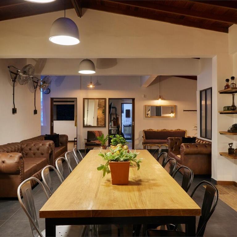 El Poblado Medellin Luxury 5BR Jacuzzi AC - Apartment - 47
