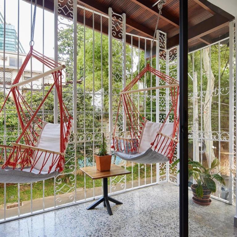 El Poblado Medellin Luxury 5BR Jacuzzi AC - Apartment - 50