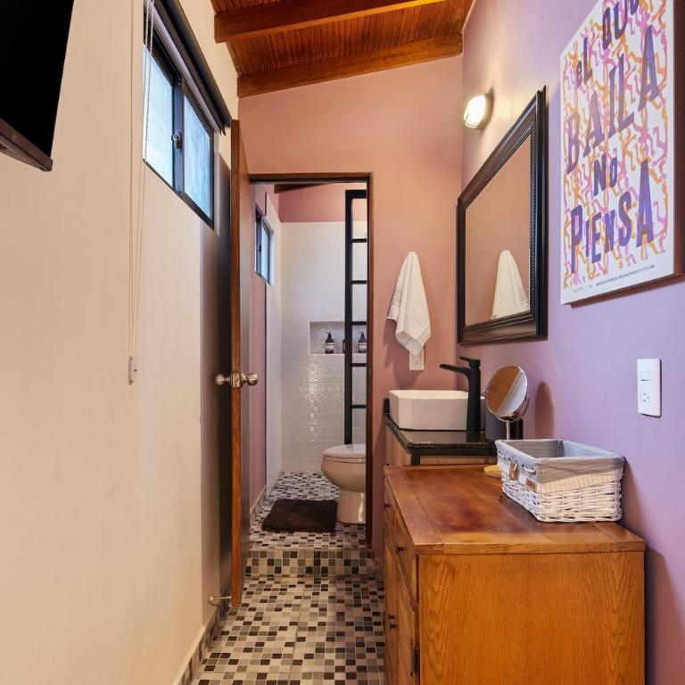El Poblado Medellin Luxury 5BR Jacuzzi AC - Apartment - 53