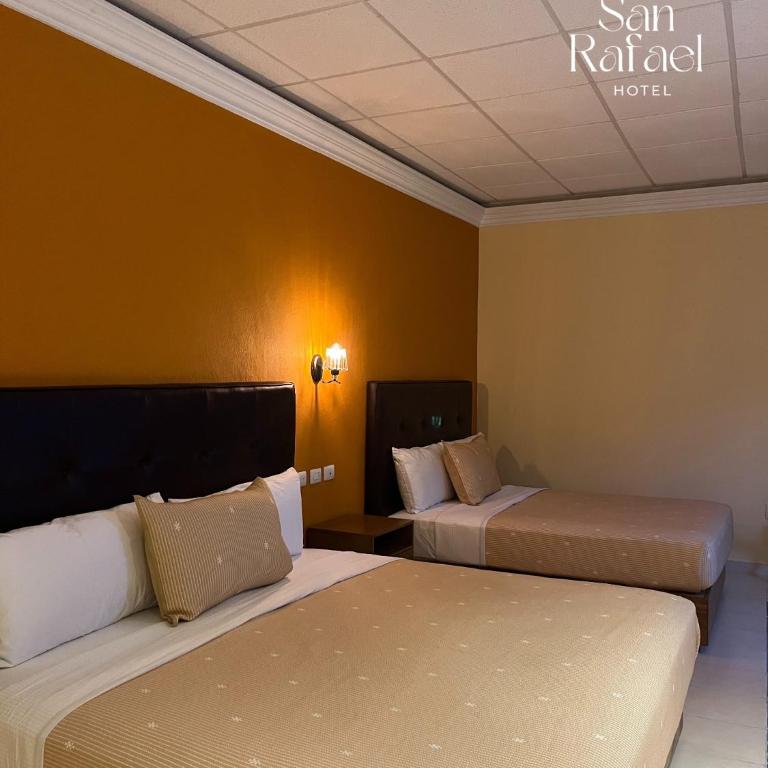 Hotel San Rafael - Family Room - 4