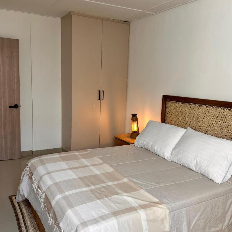 casa aria mesa de hockey,pinpong y patio privado - Casa con 1 dormitorio - 2