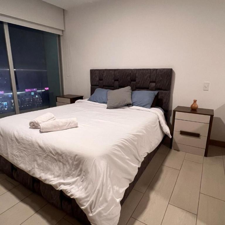 ONE, Luxury Carolina Suite - Two-Bedroom Apartment - 8