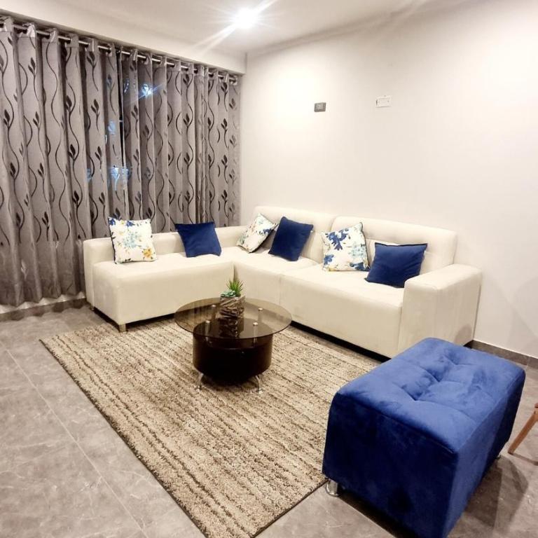 Comfortable apt in Cerro Colorado near the airport - Three-Bedroom Apartment - 9