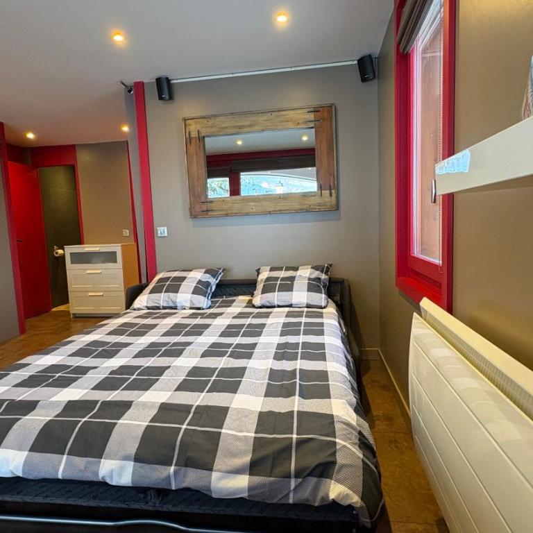 Bel appartement tout confort 4 personnes ski aux pieds - Apartamento de 1 dormitorio - 33