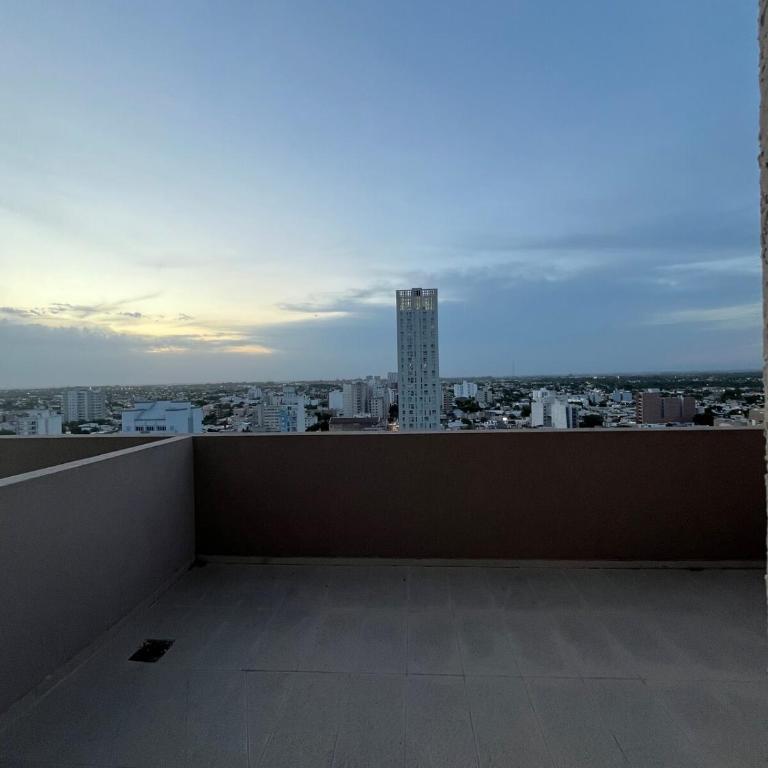 Lujoso y amplio departamento en alquiler - Apartamento de 2 dormitorios - 6