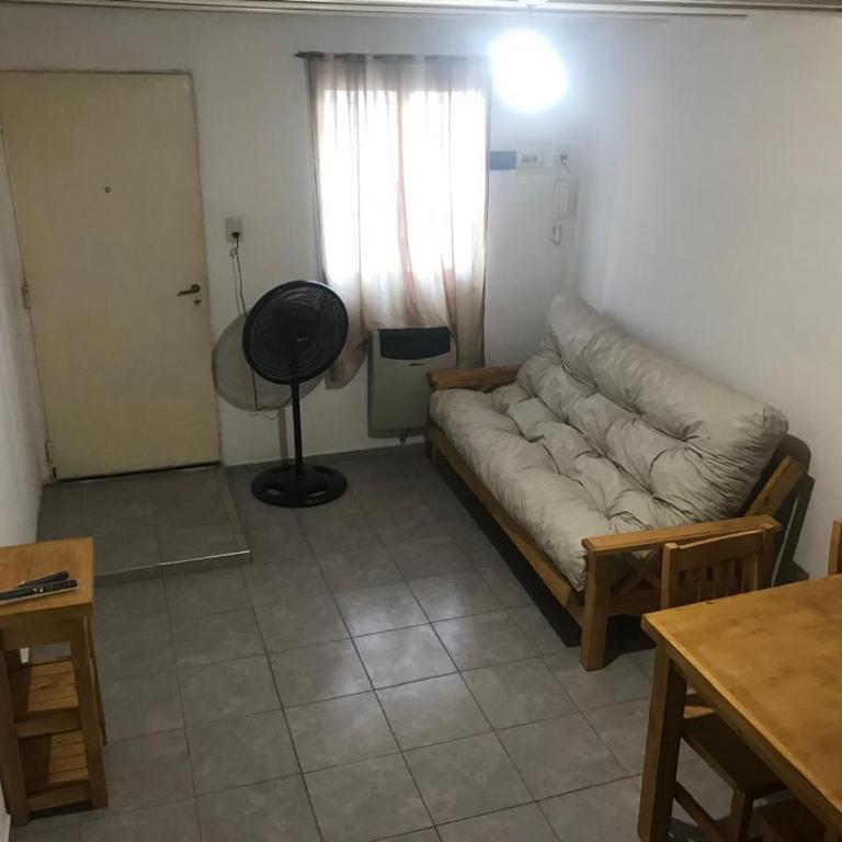 Laboulaye, Sarmiento 334 - Apartamento de 1 dormitorio con vistas - 3