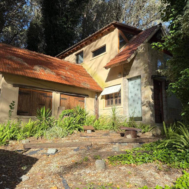 Latitud sur - Three-Bedroom House - 20