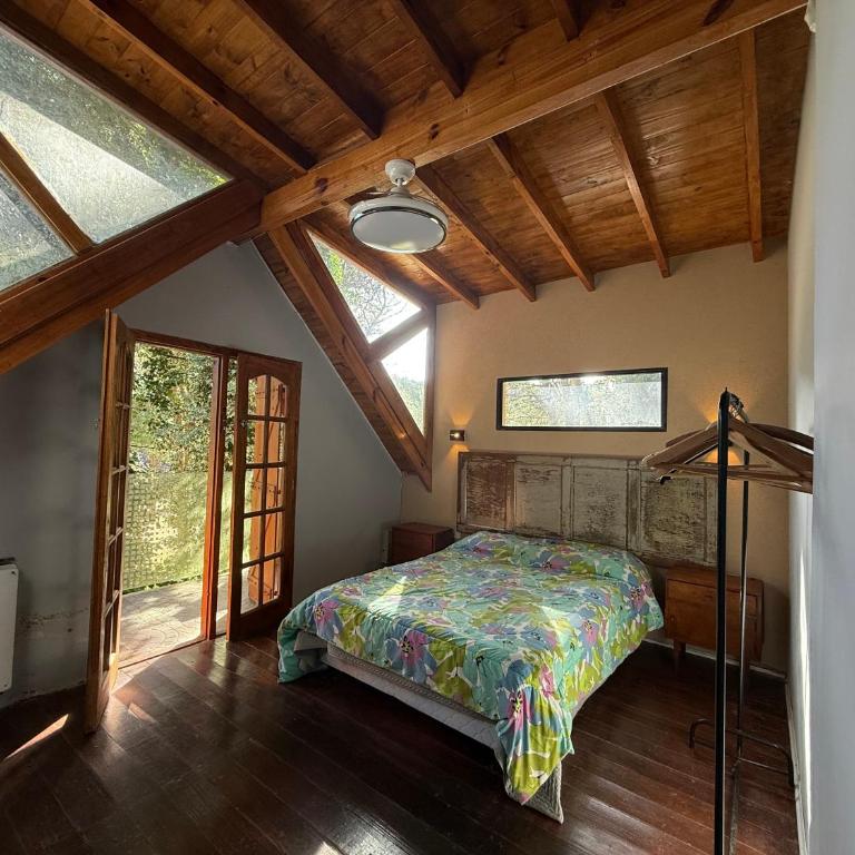 Latitud sur - Three-Bedroom House - 10