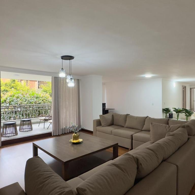 3br 240 M Ac Pool El Tesoro - Apartamento de 3 dormitorios - 81