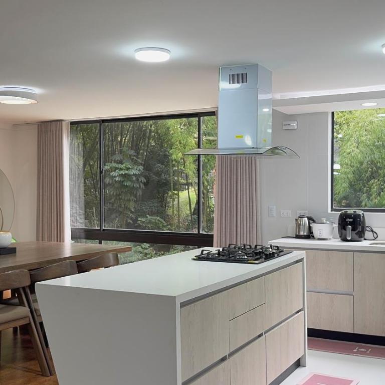 3br 240 M Ac Pool El Tesoro - Apartamento de 3 dormitorios - 70