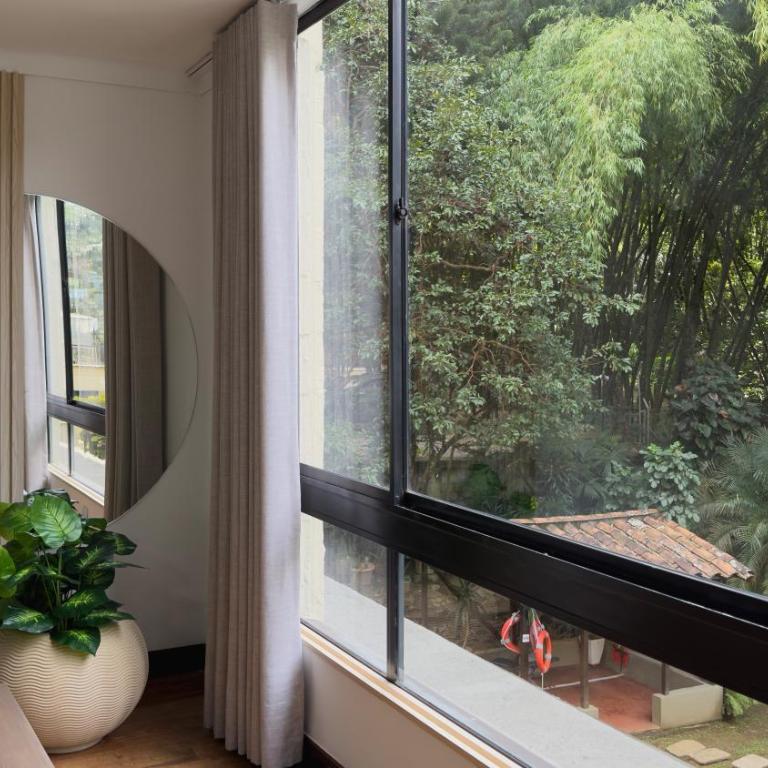 3br 240 M Ac Pool El Tesoro - Apartamento de 3 dormitorios - 72