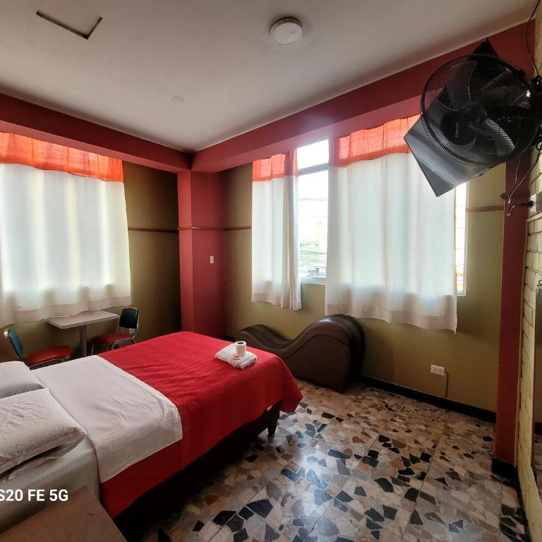 Las Estrellas Hostal - Habitación Doble con baño privado - 2