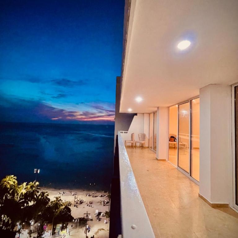 Karey Penthouse 3 - Four-Bedroom Penthouse Apartment - 4