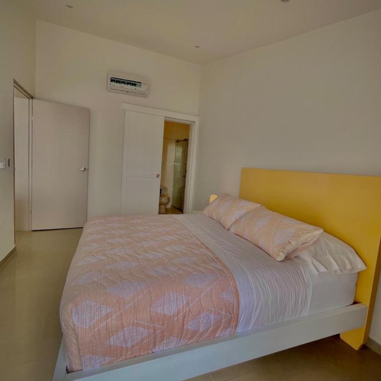 Karey Penthouse 3 - Four-Bedroom Penthouse Apartment - 9