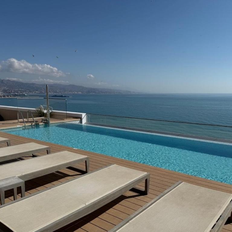Málaga Towers First-Line Luxury & Spa - Appartement 2 Chambres avec Terrasse et Vue sur la Mer - 5