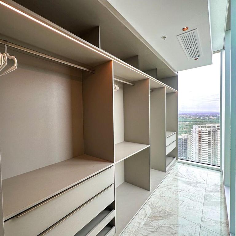 Piso 27 Green tower santa cruz con vistas hermosas - One-Bedroom Apartment - 16