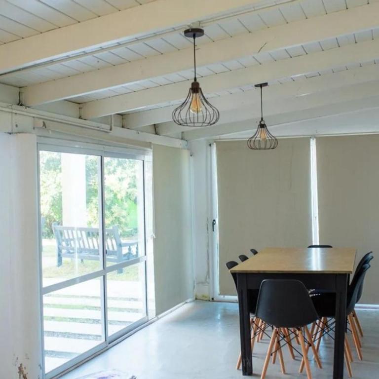 Casa Potrero de Garay pileta - Three-Bedroom House - 4