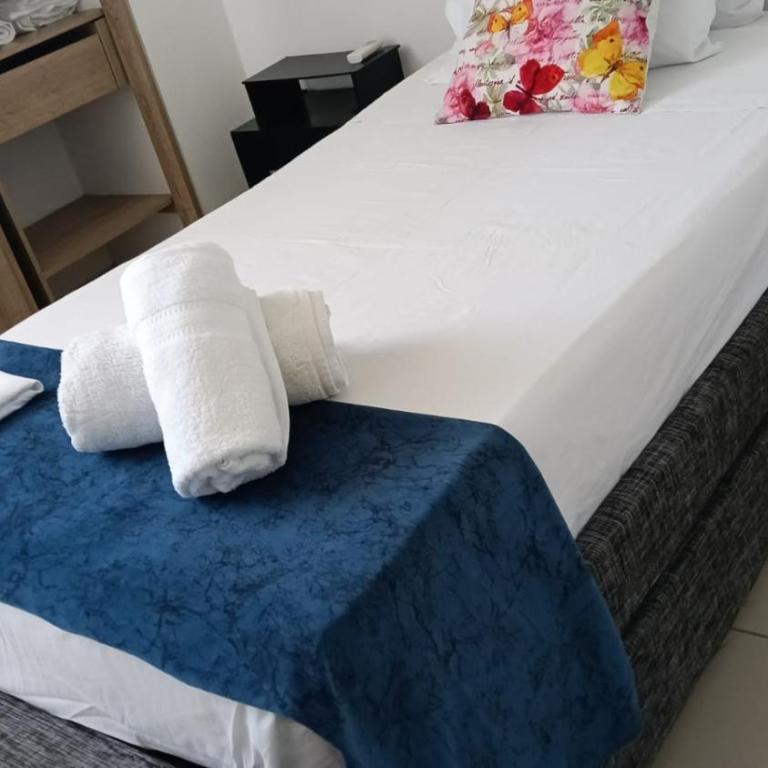 Condominio, Bello Horizonte Plaza, Santa Marta. - Apartamento de 3 dormitorios - 6