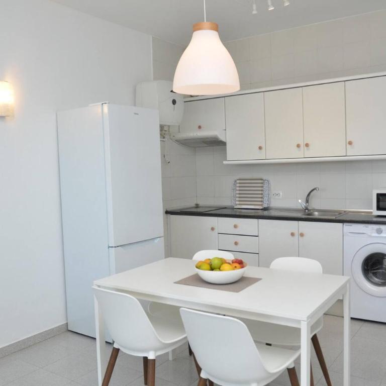 Apt. El Guirre Nº 8 - bajo - Apartamento de 1 dormitorio - 18
