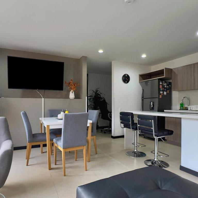 3BR AC Top Location Views El Poblado - Apartamento de 3 dormitorios - 7