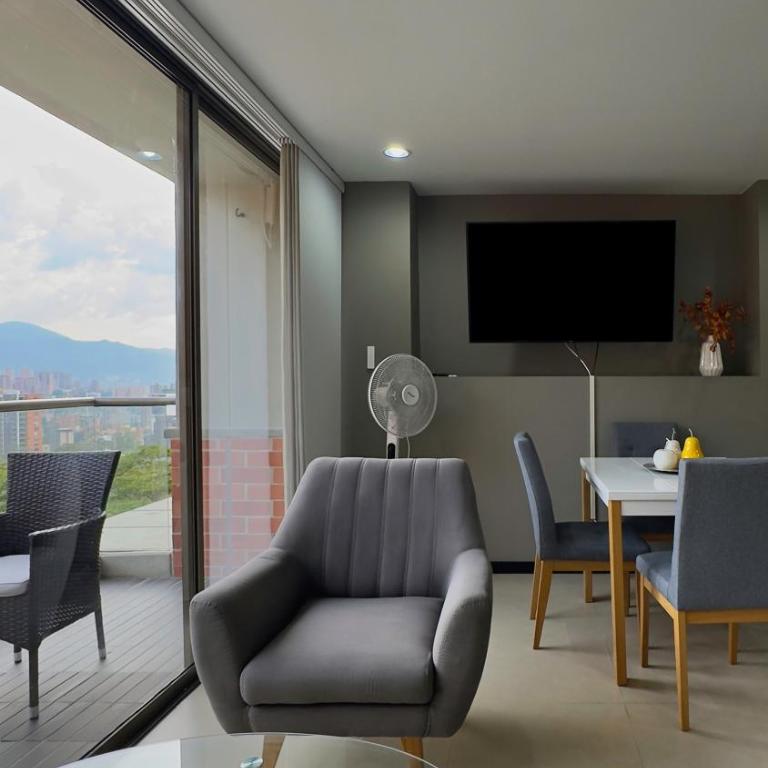 3BR AC Top Location Views El Poblado - Apartamento de 3 dormitorios - 89