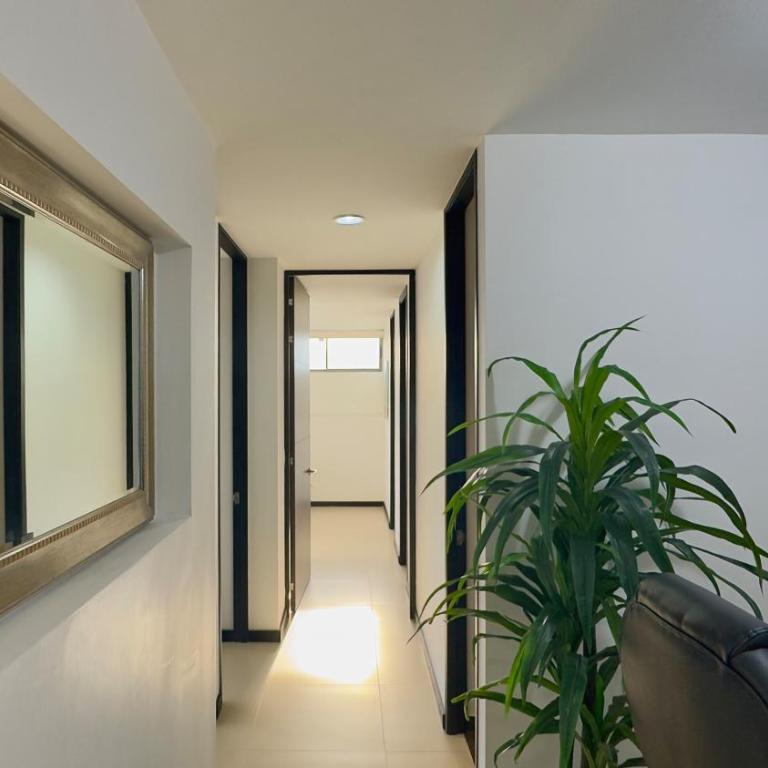 3BR AC Top Location Views El Poblado - Apartamento de 3 dormitorios - 70