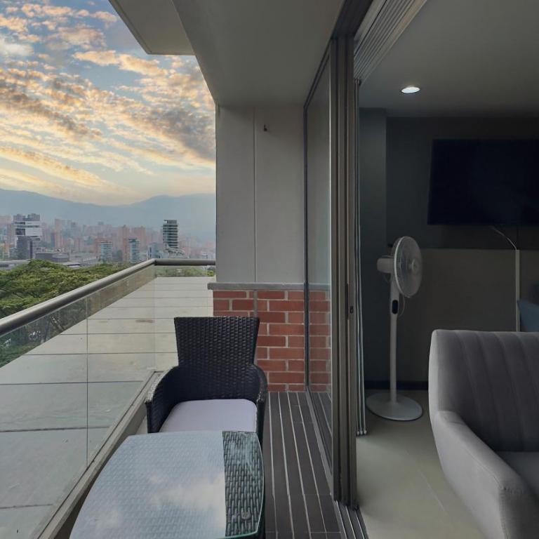 3BR AC Top Location Views El Poblado - Apartamento de 3 dormitorios - 42