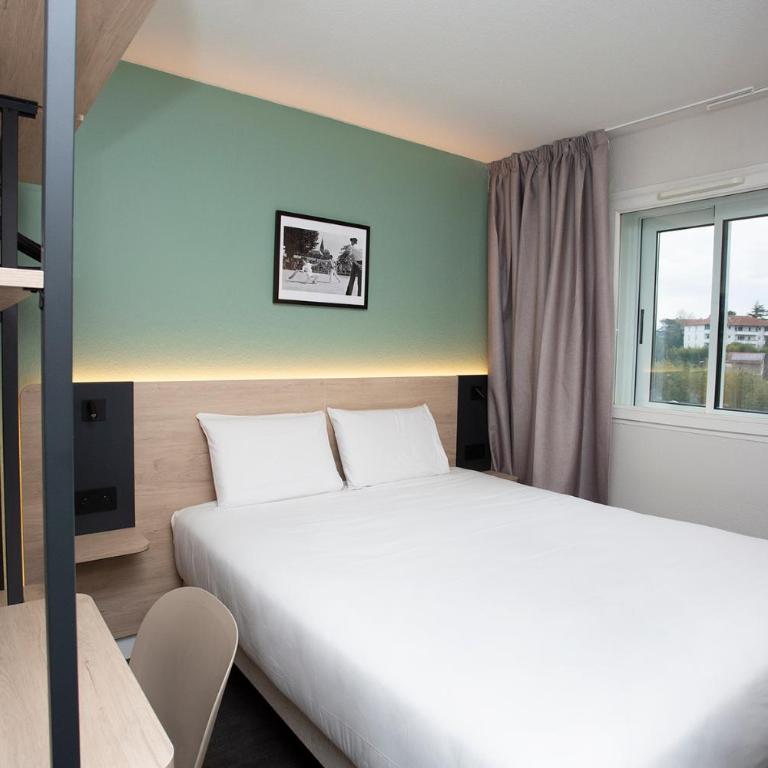 Kyriad Anglet - Biarritz - Chambre Double Supérieure - 1