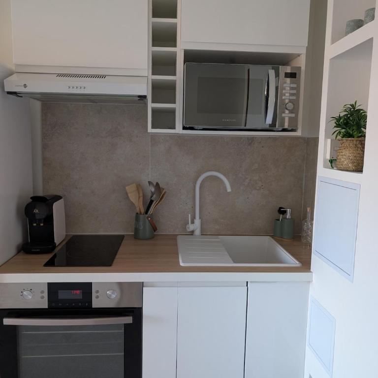 T2 cosy proche de Nice - a 2 min à pied de la plage - Apartment mit 1 Schlafzimmer - 19