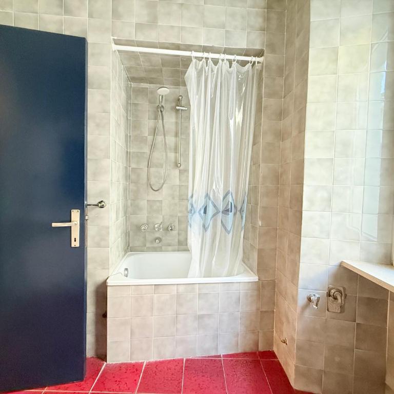 S239 - Trilocale in centro a Sirolo - Two-Bedroom Apartment - 14