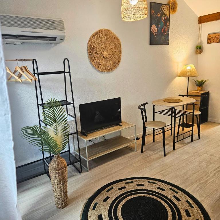 Fontaine - Centre - Wifi - Clim - One-Bedroom Apartment - 16