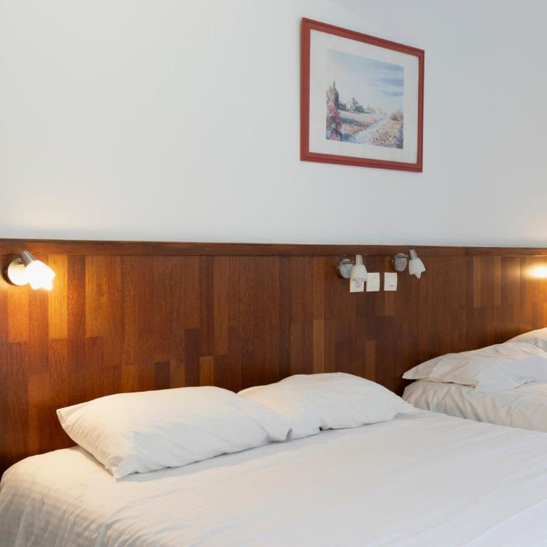 Hôtel Du Bellay - Chambre Quadruple - 2
