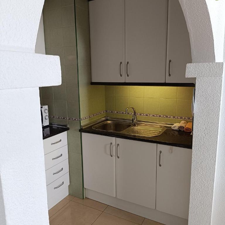 carabeo perla POOL CENTRO - Two-Bedroom Apartment - 46