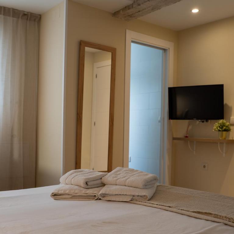 Ático con terraza privada en el corazón del Realejo - Three-Bedroom Apartment - 4