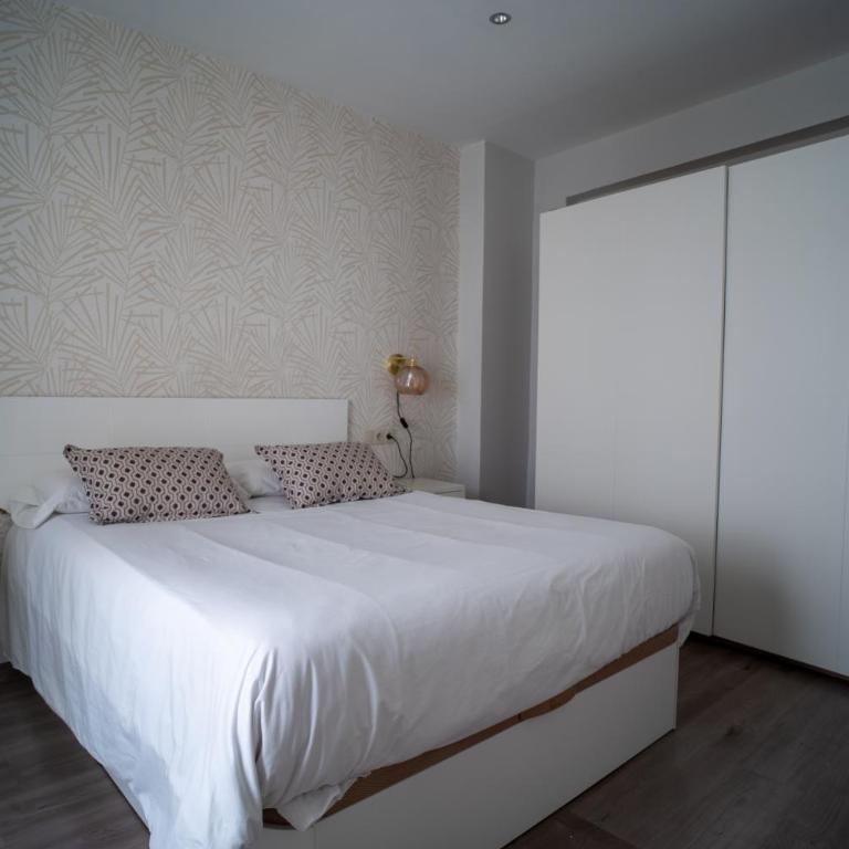 Ático con terraza privada en el corazón del Realejo - Three-Bedroom Apartment - 26