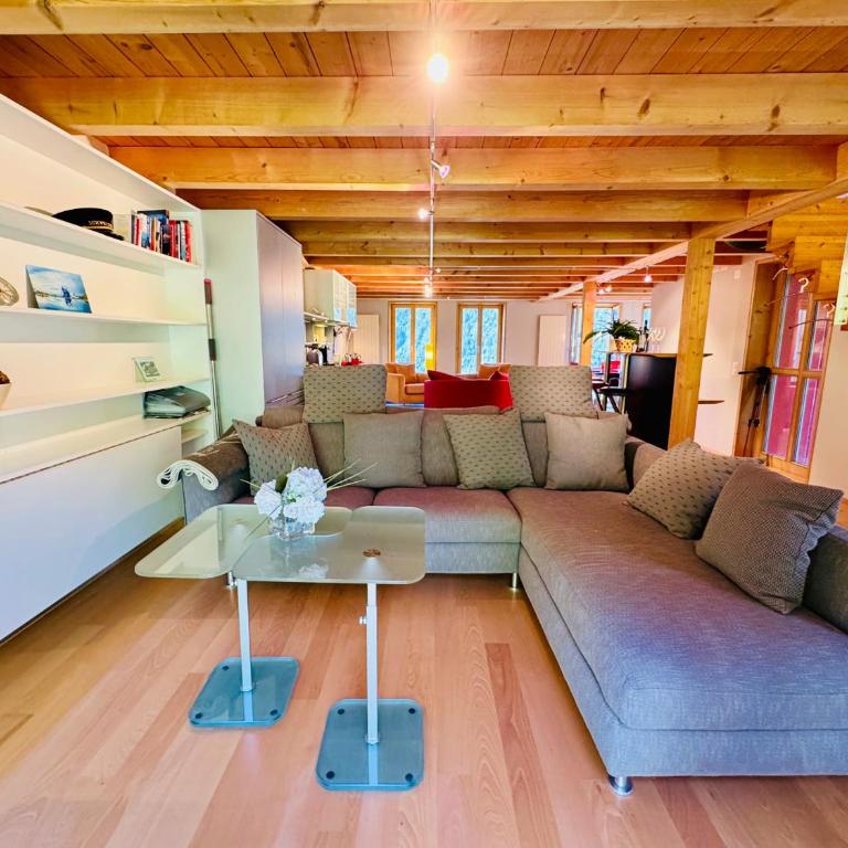 Schweizerheim Residence 1 - Apartment mit 3 Schlafzimmern und Bergblick - 10