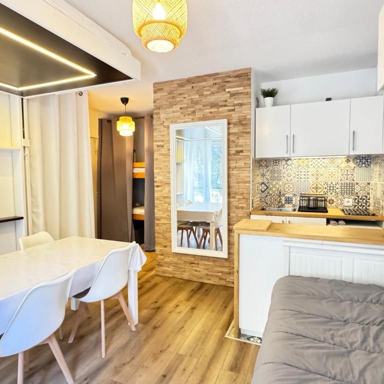 Pied-à-terre au centre de Cauterets. 4 personnes. - Studio - 15