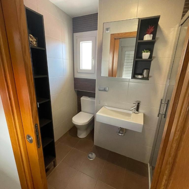 Exclusivo piso en el centro de Pontevedra - Three-Bedroom Apartment - 13