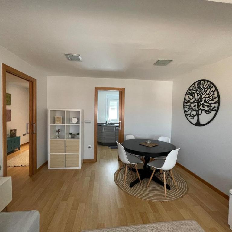 Exclusivo piso en el centro de Pontevedra - Three-Bedroom Apartment - 14