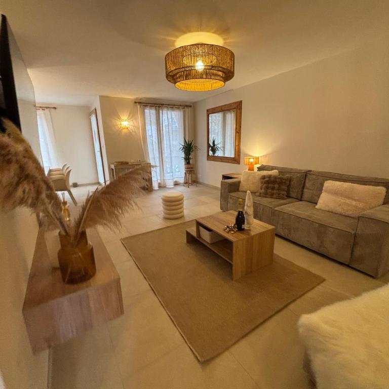 La Vieille Maison, appartement Cosy Proche Serre Chevalier - Appartement - 4