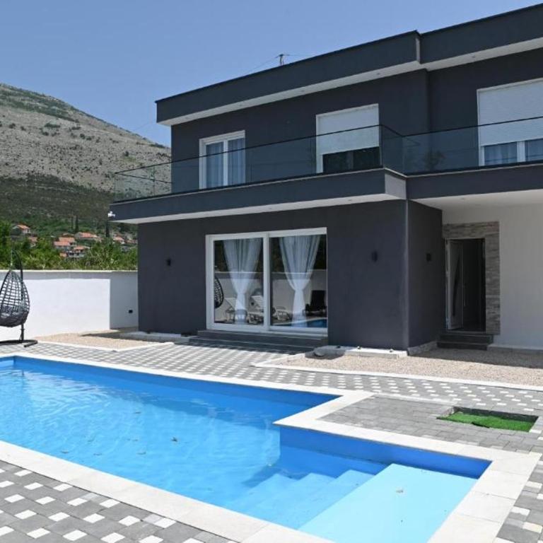Vila Lux Mia, Trebinje - Vila sa 3 Spavaće Sobe - 1